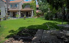 Tuscana Villa Guesthouse